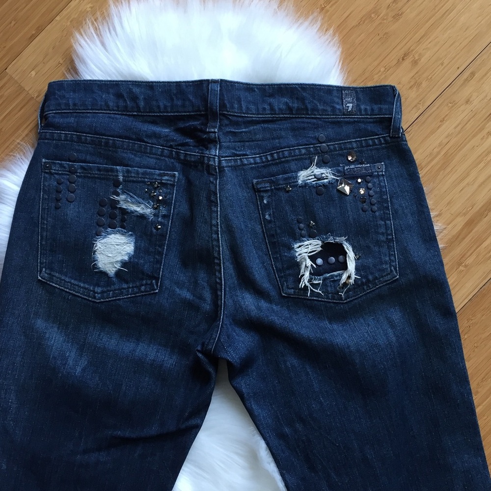 Gently loved 7 for All Mankind Dojo wise leg sz 30